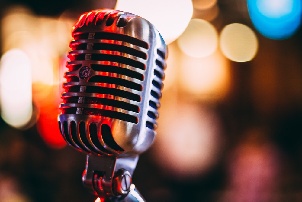 MICROPHONEBIA!